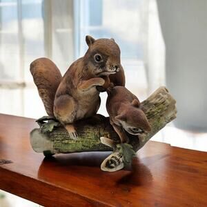 Homco Masterpiece Squirrel Figurine Pair on Log Woodland Wildlife Home Decor